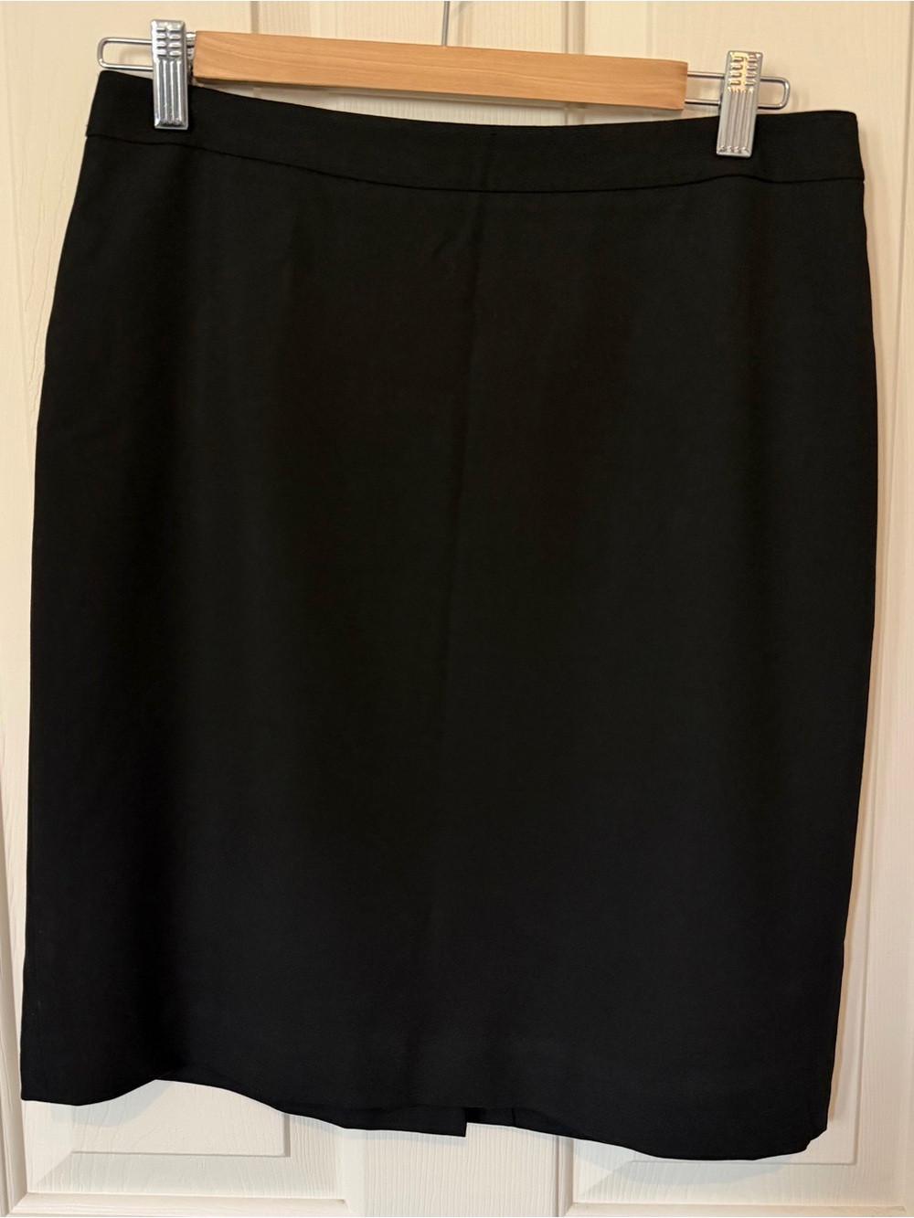 Ann Taylor Black Pencil Skirt - Tailored Office Essential